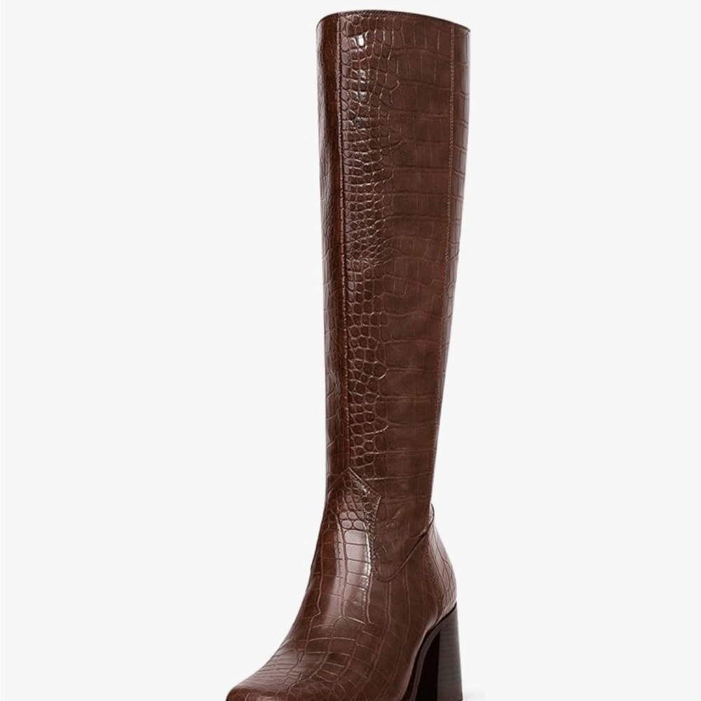 NEW IN ORIGINAL BOX: MUCCCUTE Knee High Boots
